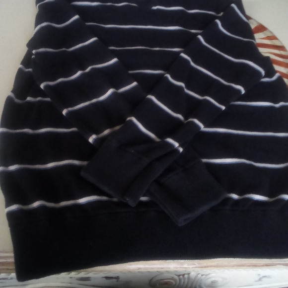 Mossimo blue striped sweater - Picture 6 of 7